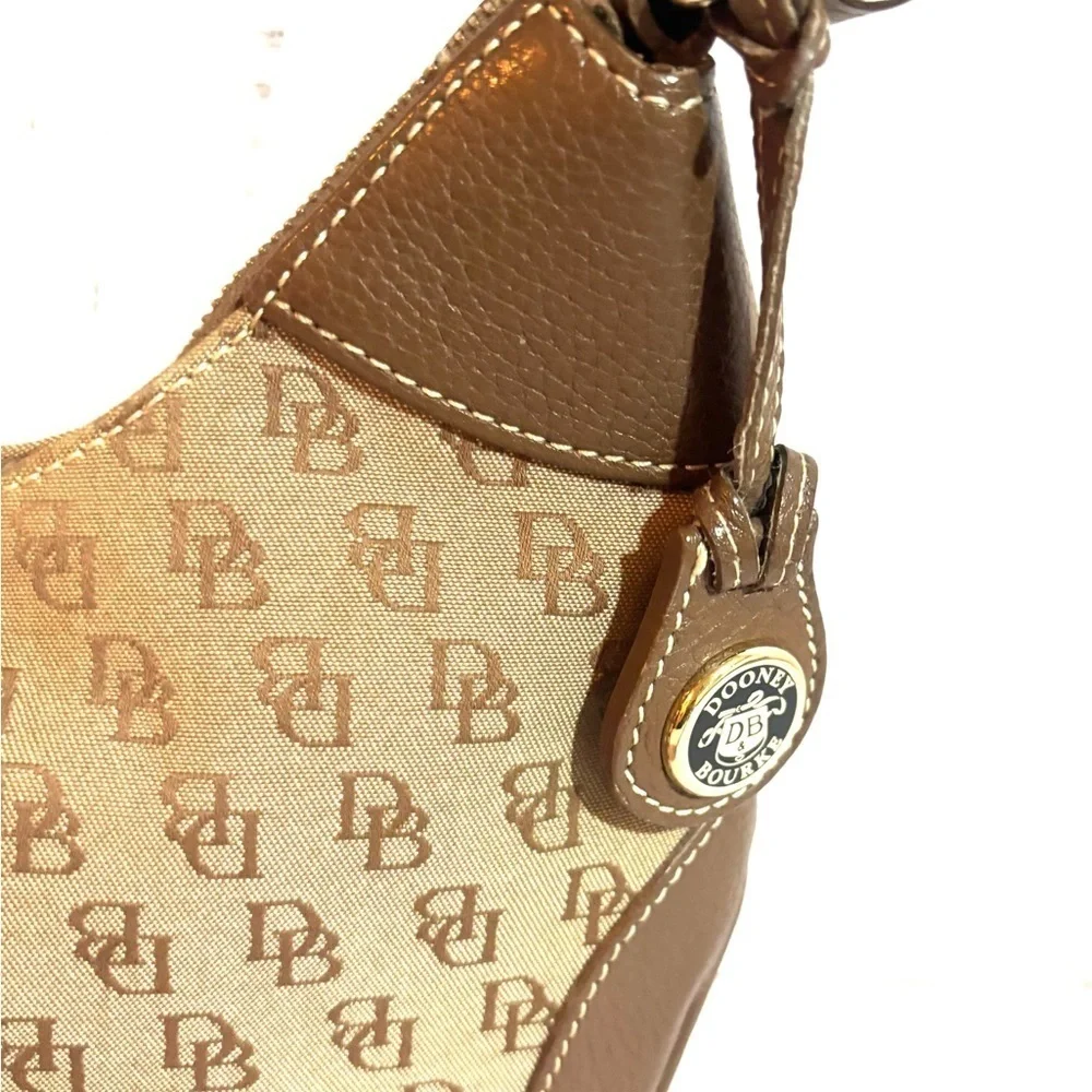 Dooney & Bourke DB signature print canvas Tan and Brown shoulder Women's Bag
